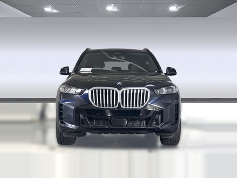 Used 2024 BMW X5 sDrive40i w/ M Sport Package RWD image 6