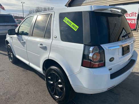 Used 2014 Land Rover LR2 HSE image 7