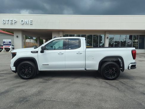 Used 2025 GMC Sierra 1500 Elevation AWD/4WD image 3