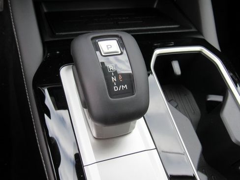 New 2026 Mitsubishi Outlander SE image 19