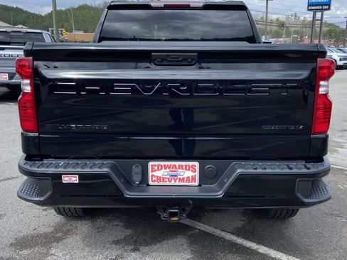 Used 2023 Chevrolet Silverado 1500 Custom w/ LPO, Dark Essentials Package image 23
