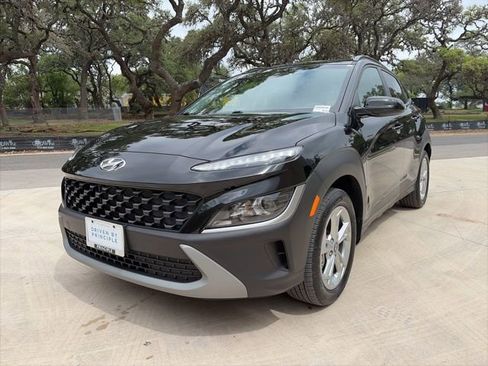 Certified 2023 Hyundai Kona SEL w/ Convenience Package AWD/4WD image 2