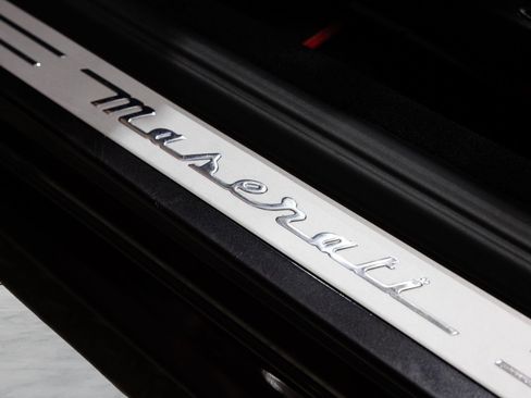 Used 2018 Maserati GranTurismo Sport RWD image 25