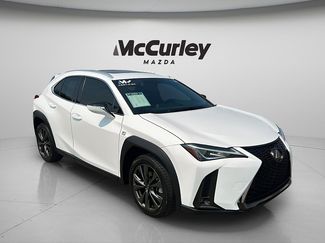 Used 2019 Lexus UX 200 F Sport w/ F Sport Premium Package FWD video 1
