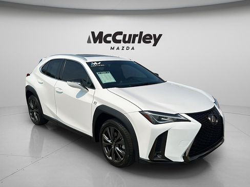 Used 2019 Lexus UX 200 F Sport w/ F Sport Premium Package FWD image 1