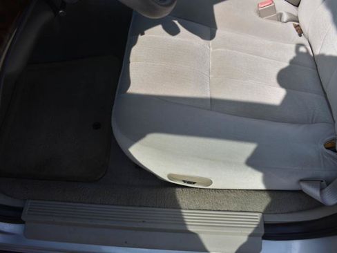 Used 2007 Mercury Grand Marquis GS RWD image 21