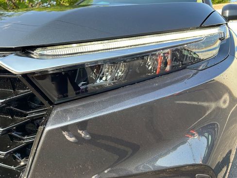 Used 2026 Honda CR-V EX-L image 9