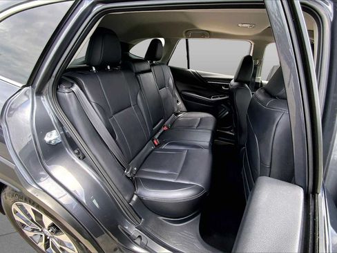 Used 2024 Subaru Outback Limited AWD/4WD image 20