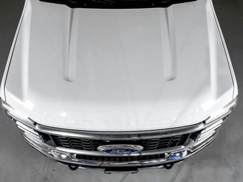 Used 2024 Ford F350 Lariat w/ FX4 Off-Road Package image 37