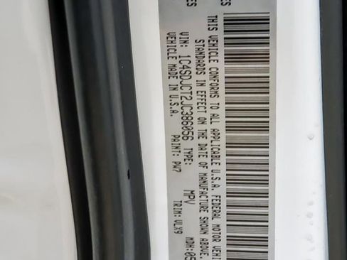 Used 2018 Dodge Durango R/T image 38