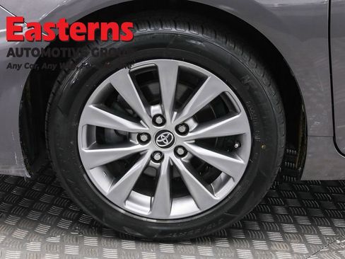 Used 2016 Toyota Camry XLE image 33