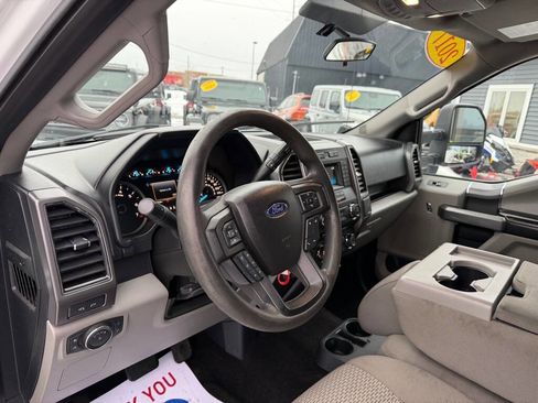 Used 2017 Ford F150 XLT w/ XTR Package image 18