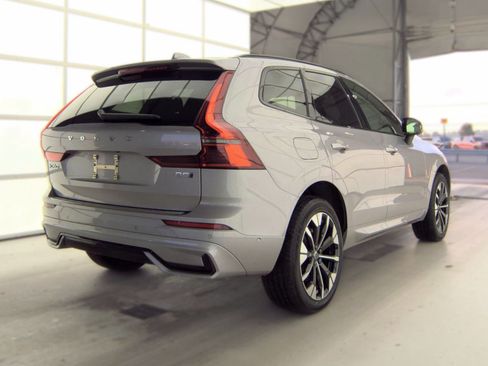 Used 2026 Volvo XC60 B5 Plus AWD/4WD image 2