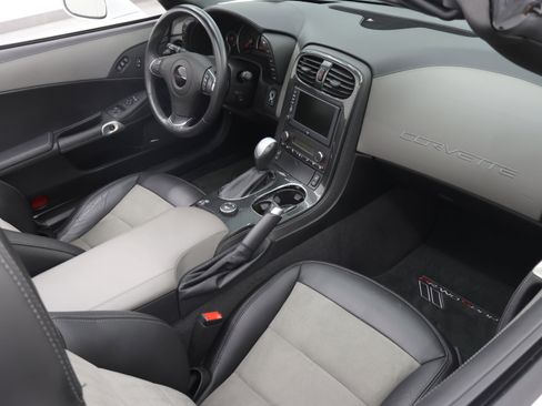 Used 2013 Chevrolet Corvette Grand Sport w/ 4LT Preferred Equipment Group RWD image 55