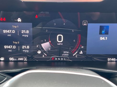 Used 2025 GMC Canyon Elevation w/ Convenience Package image 38