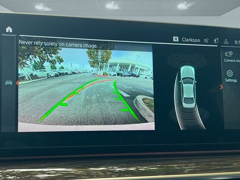 Certified 2022 BMW 530i w/ Convenience Package image 25