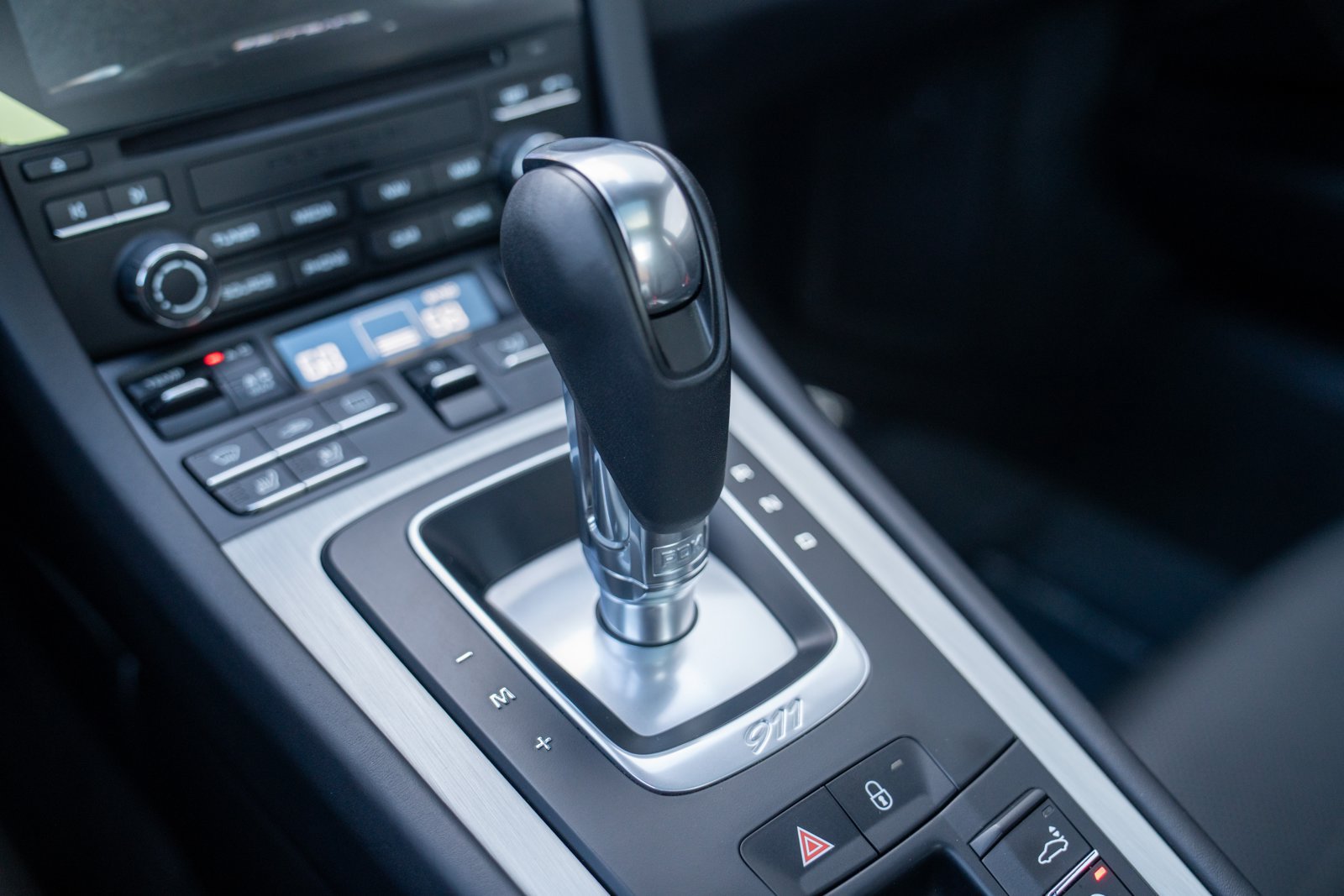 Certified 2018 Porsche 911 Carrera RWD image 20
