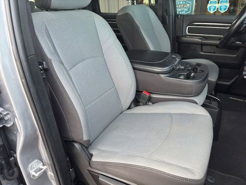 Used 2024 RAM 2500 Big Horn w/ Bed Utility Group image 10