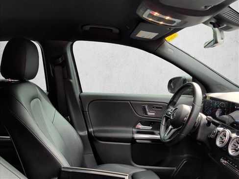 Used 2022 Mercedes-Benz GLA 250 w/ Premium Package Lite image 27