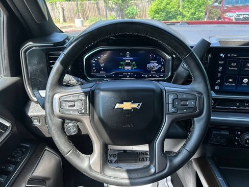 Used 2024 Chevrolet Silverado 2500 High Country w/ High Country Premium Package AWD/4WD image 21