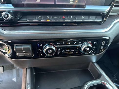 New 2026 GMC Sierra 1500 SLT w/ SLT Premium Package AWD/4WD image 25