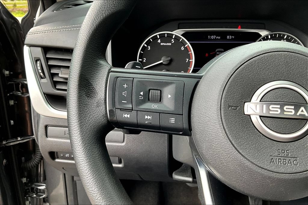 Used 2024 Nissan Rogue S FWD image 12