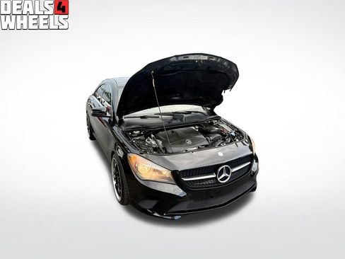 Used 2016 Mercedes-Benz CLA 250 4MATIC image 4