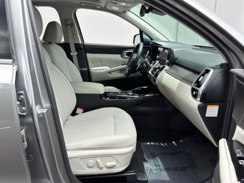 Used 2023 Kia Sorento SX Prestige AWD/4WD image 15