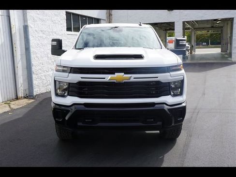 New 2026 Chevrolet Silverado 2500 Custom w/ Custom Value Package AWD/4WD image 17