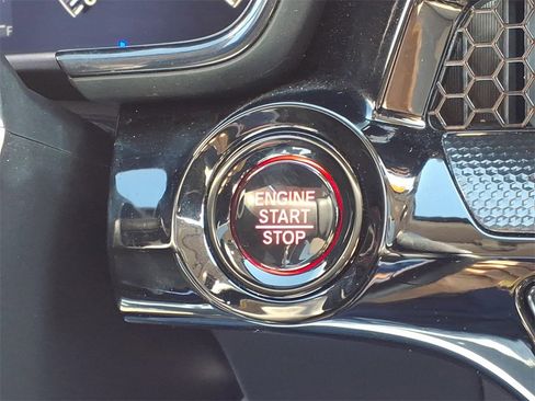 Used 2025 Honda CR-V EX-L image 46