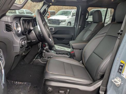 New 2026 Jeep Wrangler Unlimited Sahara image 12