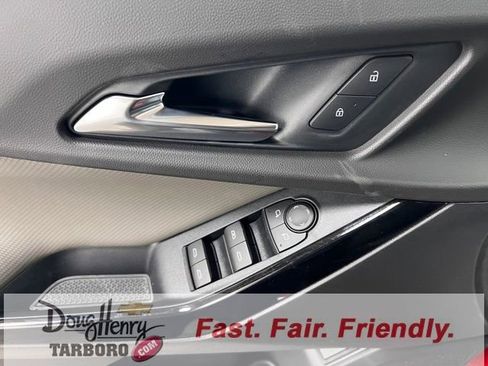 New 2026 Chevrolet Equinox LT w/ Convenience Package II image 23