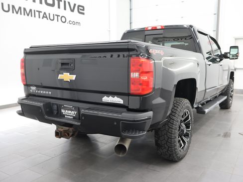 Used 2017 Chevrolet Silverado 2500 High Country w/ Duramax Plus Package AWD/4WD image 4
