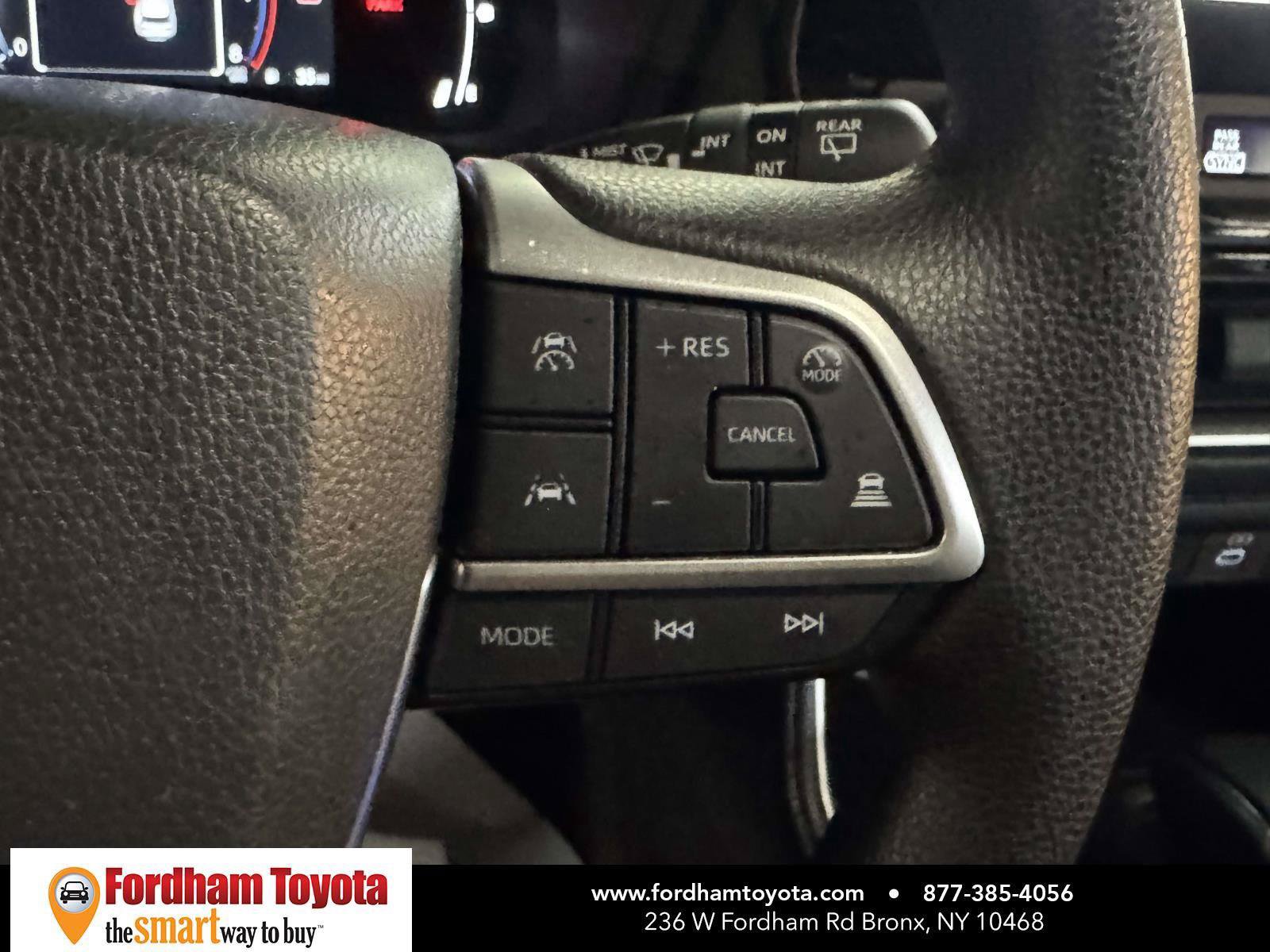 Used 2026 Toyota Grand Highlander AWD image 22