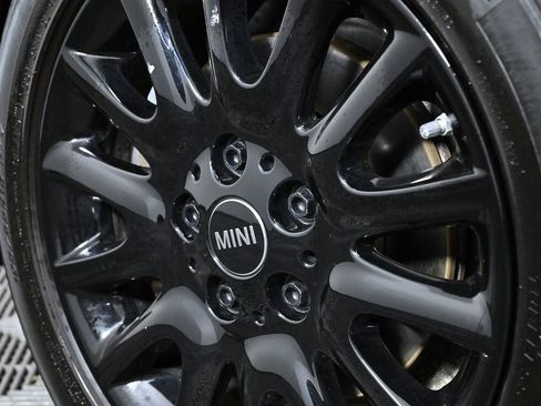 Certified 2024 MINI Cooper 2-Door Hardtop image 29