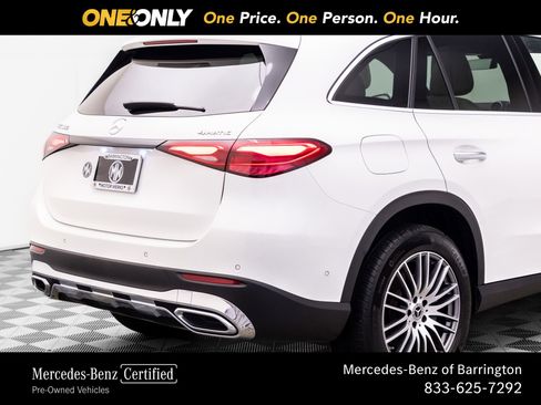 Used 2025 Mercedes-Benz GLC 300 4MATIC image 33