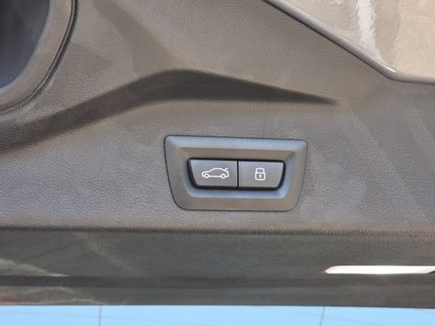 Used 2026 BMW X5 sDrive40i w/ Premium Package RWD image 36