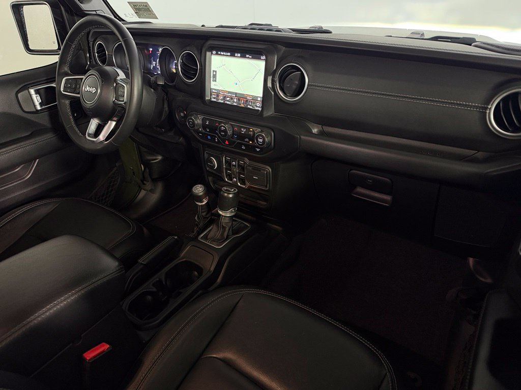 Used 2023 Jeep Wrangler Unlimited Sahara AWD/4WD image 12