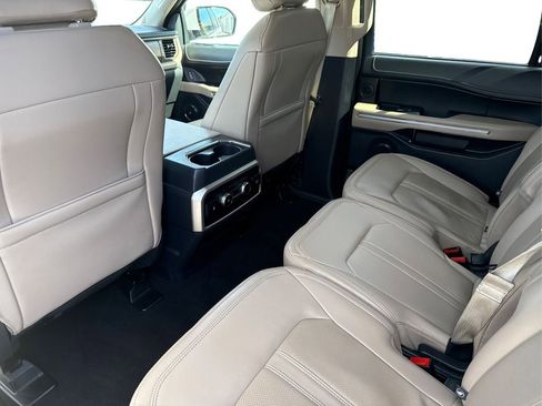 Used 2024 Ford Expedition Max Limited RWD image 34
