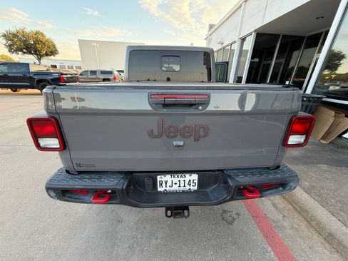Used 2021 Jeep Gladiator Rubicon AWD/4WD image 8