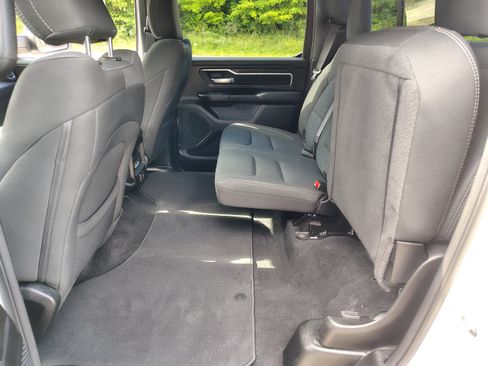 Certified 2025 RAM 1500 Big Horn AWD/4WD image 19