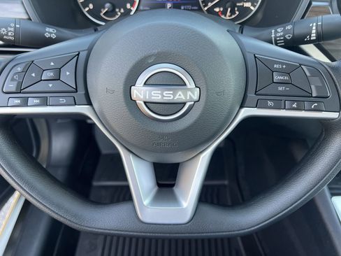 New 2026 Nissan Altima 2.5 SV image 9