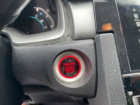 Used 2017 Honda Civic EX image 25