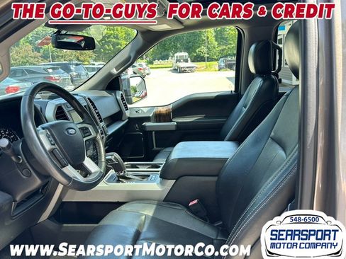 Used 2018 Ford F150 Lariat w/ Equipment Group 502A Luxury AWD/4WD image 11