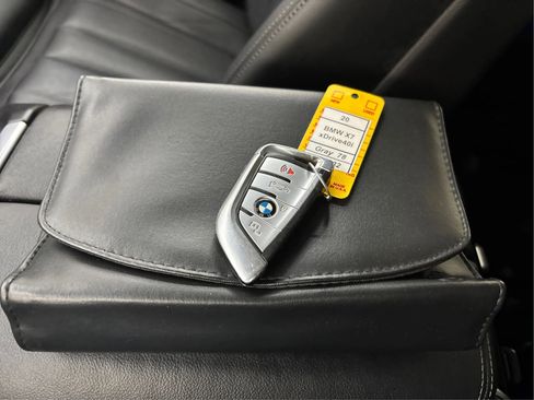 Used 2020 BMW X7 xDrive40i w/ Premium Package image 41