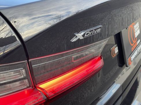 Used 2021 BMW 330i xDrive Sedan w/ Convenience Package image 30