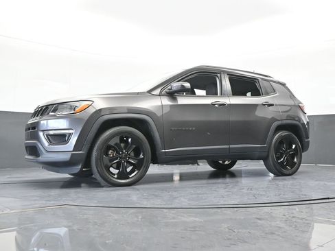 Used 2021 Jeep Compass Latitude image 49