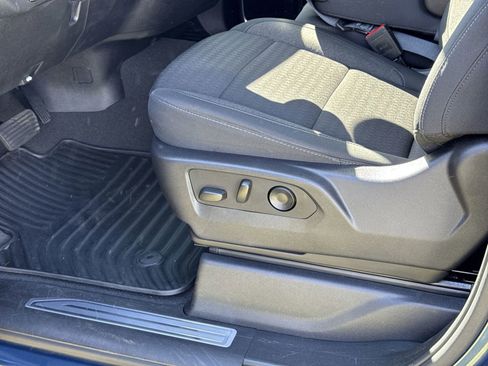 Used 2024 GMC Sierra 1500 Elevation image 17