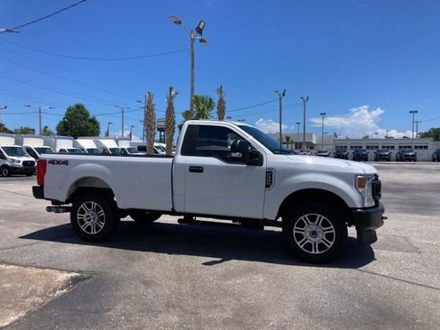 Used 2022 Ford F350 XL w/ Power Equipment Group image 3