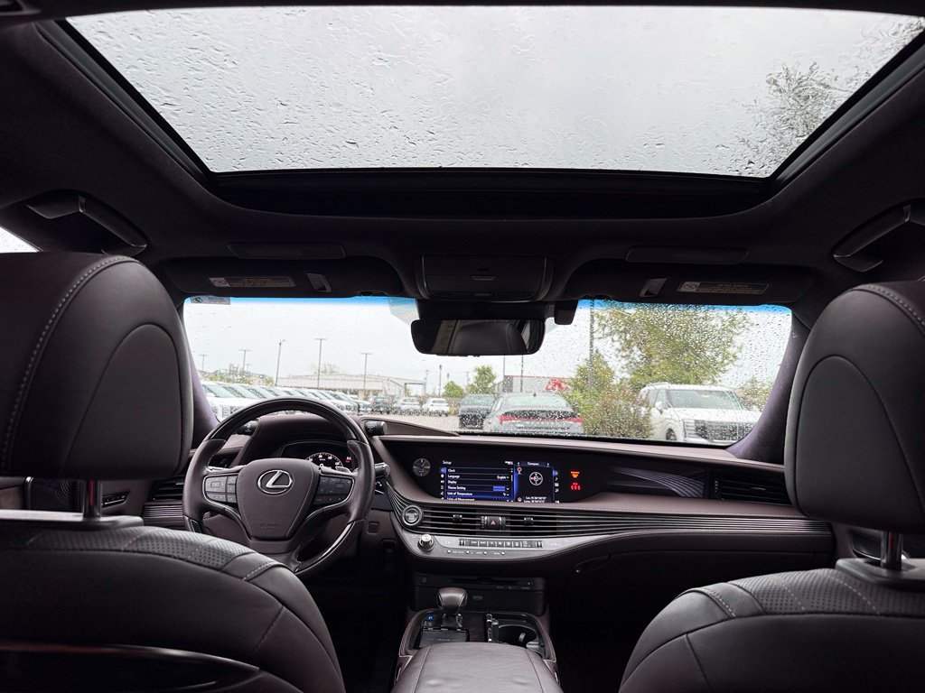 Used 2018 Lexus LS 500 w/ Luxury Package RWD image 37